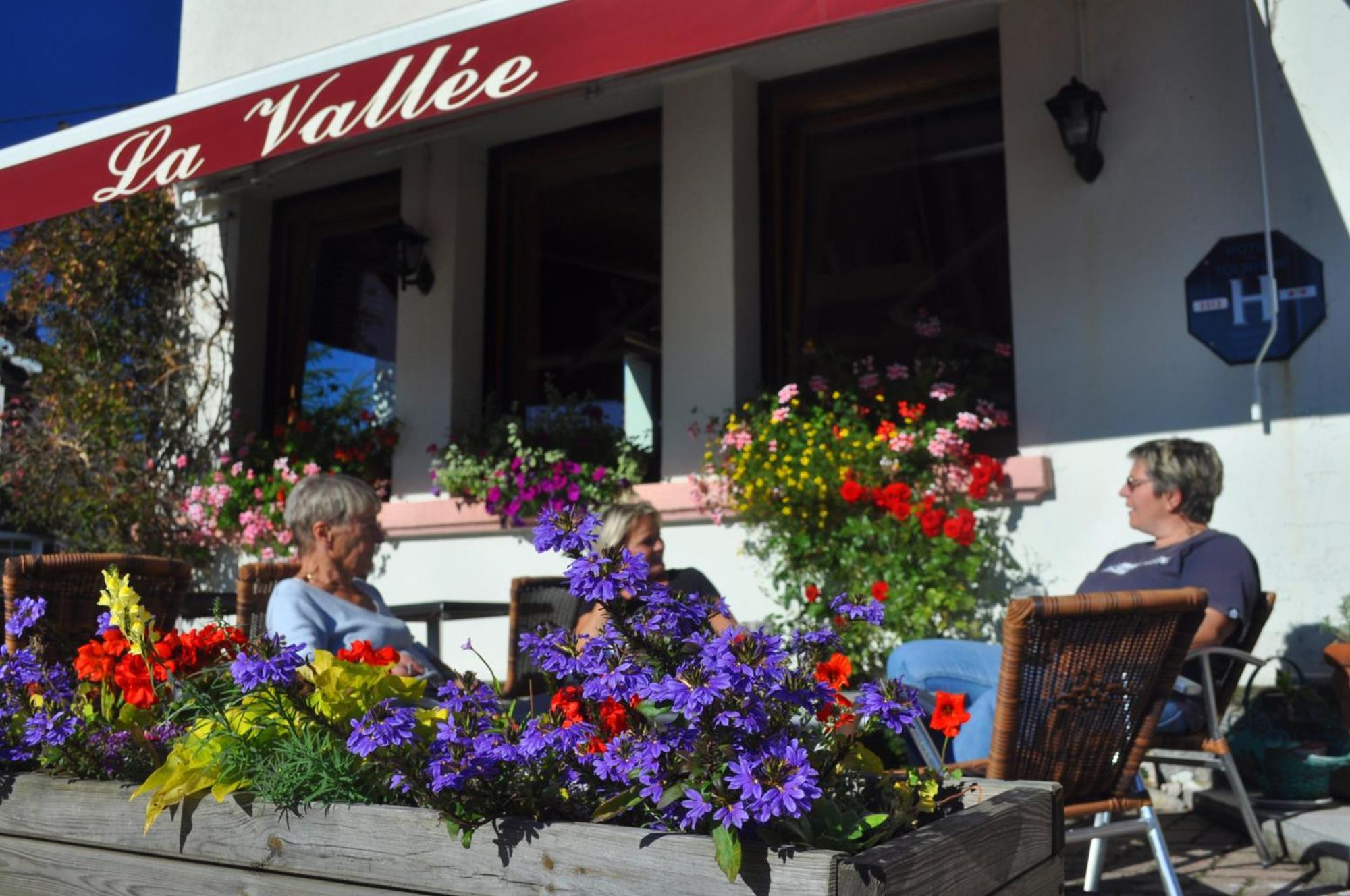 Hotel La Vallee Ксонруп-Лонжеме Екстериор снимка